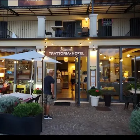 Avanguardia 3* Σολφερίνο
